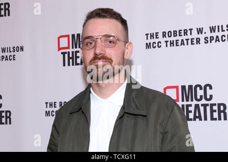 Öffnung Nacht des Blocks an der Robert W. Wilson MCC Theater Platz - Ankünfte. Mit: Micha Lager Wo: New York, New York, United States Wenn: 10. Mai 2019 Credit: Joseph Marzullo/WENN.com Stockfoto