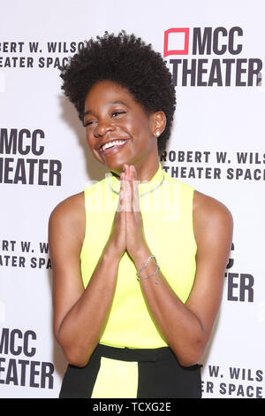 Öffnung Nacht des Blocks an der Robert W. Wilson MCC Theater Platz - Ankünfte. Mit: Latoya Edwards Wo: New York, New York, United States Wenn: 10. Mai 2019 Credit: Joseph Marzullo/WENN.com Stockfoto