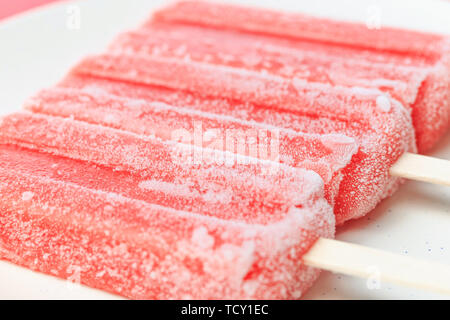 Weißdorn - aromatisiert Eis und kalte Getränke. Stockfoto