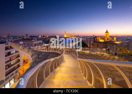 Spirale Laufwege der Metropol Parasol, Plaza de la Encarnacion in Sevilla, Andalusien, Spanien, Europa Stockfoto