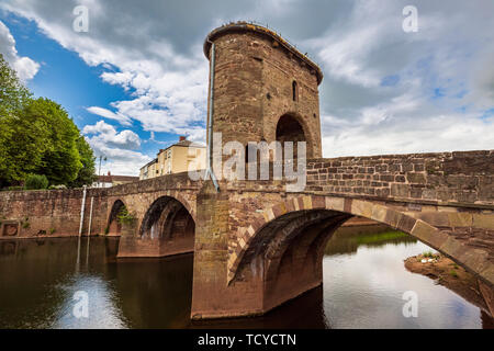 Der Torturm des 13. Jahrhunderts Feste in Monmouth Monnow Bridge, Wales Stockfoto