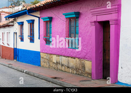 Bunte Straßen in La Candelaria Aera Bogota Kapital Stadt von Kolumbien Südamerika Stockfoto