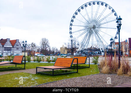 Danzig, Polen - Februar 06, 2019: Das große Riesenrad am Ufer der Mottlau in Danzig, Polen Stockfoto