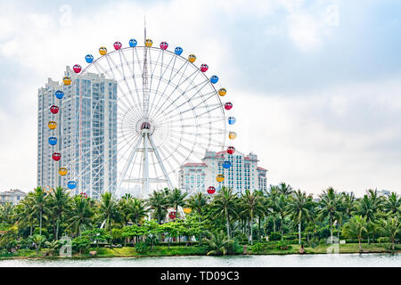 Riesenrad in Zhanjiang Seaside Park Stockfoto