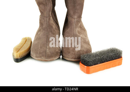Bürsten für Wildleder Schuhe und Stiefel, isoliert auf weißem Stockfoto
