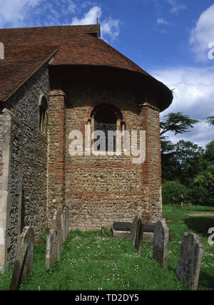 Halbrunde Apsis von St. Michael und alle Engel Kirche, Copford, Essex, Großbritannien. Stockfoto