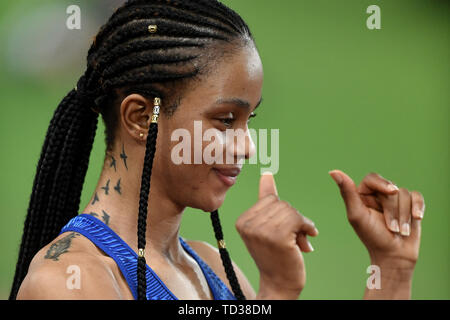 Salwa Eid Naser von Bahrain Wellen vor der Frauen über 400 m in der IAAF Diamond League Golden Gala Roma 06-06-2019 Stadio Olimpico, Konferenz Atletica Stockfoto