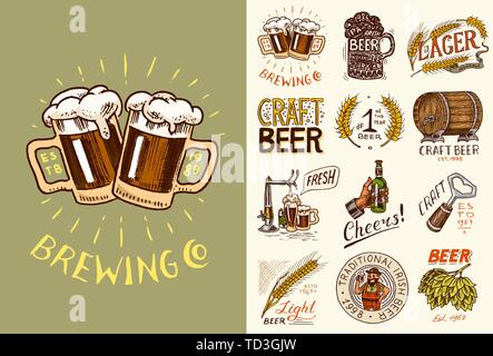 Vintage Bier Poster. Cheers Toast. Eingestellt von alkoholischen Etiketten mit kalligrafischen Elementen. American Banner. Handskizze Schriftzug für Web gezeichnet eingraviert Stock Vektor