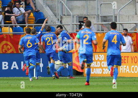 Gdynia, Polen. 11 Juni, 2019. Spieler der Ukraine Feiern während der FIFA U20-WM im Halbfinale zwischen der Ukraine und Italien in Gdynia, Polen, 11. Juni 2019. Die Ukraine gewann 1:0 die Endrunde zu geben. Credit: Piotr Matusewicz/Xinhua/Alamy leben Nachrichten Stockfoto