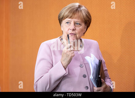 Berlin, Deutschland. 12 Juni, 2019. Bundeskanzlerin Angela Merkel (CDU) bei der Sitzung des Bundeskabinetts. Quelle: Michael Kappeler/dpa/Alamy leben Nachrichten Stockfoto