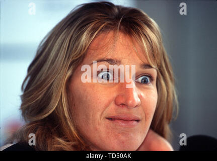 Hannover, Deutschland. 12 Juni, 2019. Steffi Graf wird 50 Am 14. Juni 2019, SN 19029909 SP.jpg: TENNIS: WTA-Turnier in Hannover: Steffi Graf, Deutschland, Portrait Â | Nutzung der weltweiten Kredit: dpa/Alamy leben Nachrichten Stockfoto