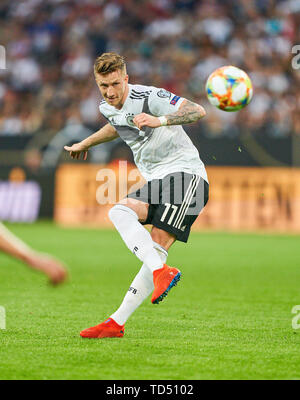 Mainz, Deutschland. 11 Juni, 2019. Marco Reus, 11 DFB-Kerben, schießt Ziel für 5-0 Deutschland - ESTLAND Wichtig: DFB-Vorschriften die Verwendung von Fotografien als Bildsequenzen und/oder quasi-Video zu verbieten. Die Qualifikation für die Europameisterschaft, EM Quali, 2020 Saison 2018/2019, 11. Juni 2019 in Mainz, Deutschland. Credit: Peter Schatz/Alamy leben Nachrichten Stockfoto