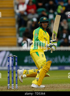 Taunton, Großbritannien. 12 Juni, 2019. World Cup Cricket, Australien gegen Pakistan; Usman Khawaja von Australien Quelle: Aktion Plus Sport Bilder/Alamy leben Nachrichten Stockfoto