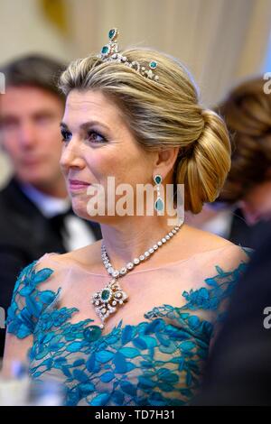 Dublin, Irland. 12 Juni, 2019. Queen Maxima der Niederlande bei Aras eine uachtarain, der Präsidentenpalast in Dublin am 12. Juni 2019, an der Staatlichen Bankett am 1. eines 3 Tage Zustand - Besuch in Irland Foto: Albert Nieboer/Niederlande/Point de Vue | Quelle: dpa/Alamy leben Nachrichten Stockfoto