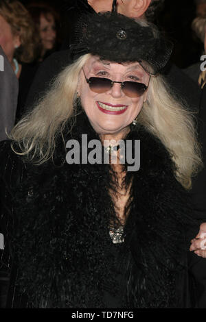 *** Foto *** Sylvia Miles hat im Alter von 94 Jahren gestorben. SYLVIA. MEILEN 2006 Foto von John Barrett/PHOTOlink/MediaPunch Stockfoto