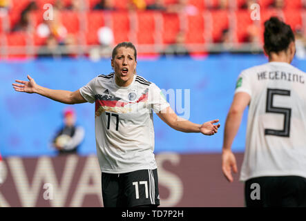 Valenciennes, Frankreich. 12 Juni, 2019. Verena UNS, DFB 17 DEUTSCHLAND - SPANIEN Frauen FIFA-Weltpokal France Saison 2018/2019, 12. Juni 2019 in Valenciennes, Frankreich. Credit: Peter Schatz/Alamy leben Nachrichten Stockfoto