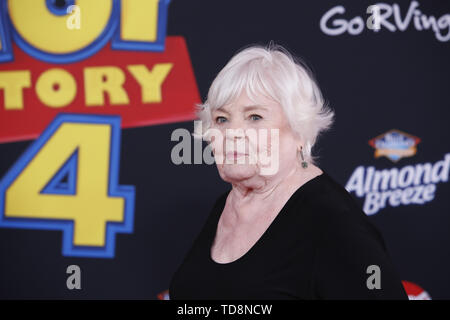 Juni 11, 2019 - Los Angeles, CA, USA - LOS ANGELES - 11.Juni: Juni Squibb im ''Toy Story 4'' Premiere am El Capitan Theatre am 11. Juni 2019 in Los Angeles, CA (Credit Bild: © Kay Blake/ZUMA Draht) Stockfoto