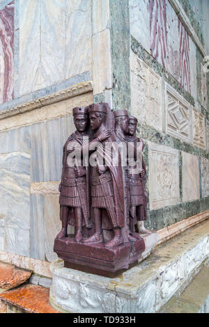 Porträt der vier Tetrarchen, Porphyrie-Statue C AD300, Basilika San Marco, St. Markusplatz, Venedig Venetien, Italien td933g bjn31m td933j 2A5NR52 Stockfoto