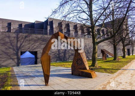 Danzig, Polen - Februar 07, 2019: Das schwarze Design der Shakespeare Theatre in Danzig, Polen Stockfoto