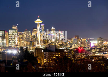 Seattle, Washington von Kerry Park bei Nacht Stockfoto