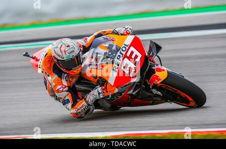 Barcelona, Spanien. 14 Juni, 2019. MARC MARQUEZ (93) von Spanien und Repsol Honda Team in der Moto GP Freie Praxis 1 Der Ctalunya Grand Prix im Stromkreis de Barcelona Rennbahn in Montmelo, Spanien am 14. Juni 2019 (Foto: Alvaro Sanchez) Credit: CORDON PRESSE/Alamy Live News Credit: CORDON PRESSE/Alamy leben Nachrichten Stockfoto