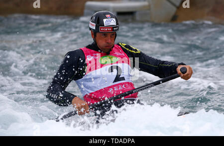 London, Großbritannien. 01 Feb, 2018. LONDON, ENGLAND JUNI 14 Alexander Slafkovsky (SVK) Herren C 1 1 Hitze laufen während der 2019 ICF Canoe Slalom World Cup 1 am Lee Valley White Water Centre, London Am 14. Juni 2019 Credit: Aktion Foto Sport/Alamy leben Nachrichten Stockfoto