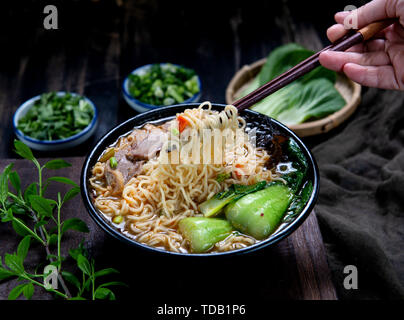 Geschmortes Rindfleisch Nudeln Stockfoto