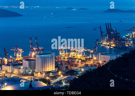 Container Terminal, Kaufleute Marketing Center, Nanshan District, Shenzhen Stockfoto