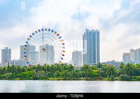 Riesenrad in Zhanjiang Seaside Park Stockfoto