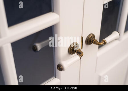 Close-up vintage Türgriff. Selektive konzentrieren. Stockfoto