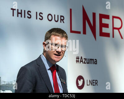 LNER Vorschau der neuen Azuma Züge, die zwischen King's Cross in London und Leeds ab 15 Mai laufen. Azuma bedeutet "Osten" auf Japanisch. Die neuen Züge japanischen Hochgeschwindigkeitszug Technologie von Hitachi's UK Manufacturing Team in der Grafschaft Durham gebaut. Mit: David Horne Wo: London, Großbritannien Wann: 14. Mai 2019 Credit: Wheatley/WANN Stockfoto