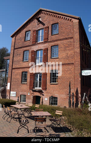 Historische Woltersburger Mühle an der Wipperau, Uelzen, Niedersachsen, Deutschland Stockfoto