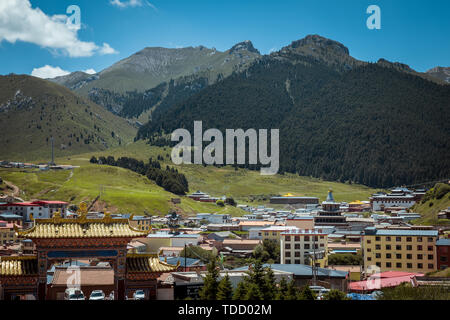 Die Landschaft von Lang Mu Tempel in Gannan Stockfoto