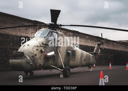 Nordirland, Großbritannien - 8 April 2019: RAF Wessex Helicopter - Aldergrove jetzt in Crumlin Road Ziel Museum Belfast, Irland, Großbritannien stationiert Stockfoto