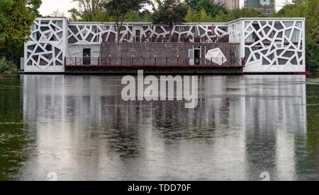 Fünf verstreute Gebäude Stockfoto