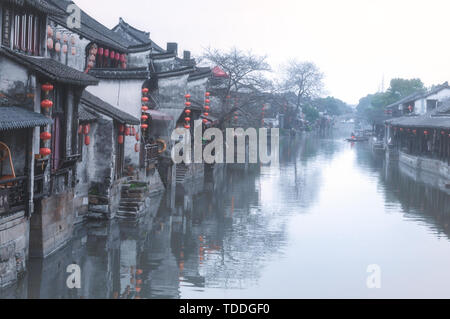 Im März 2017 in Zhoushan Alte Stadt, Jiaxing, Zhejiang Provinz fotografiert, Jiangnan hat einen einzigartigen Charme in den Smoky und Regen März Stockfoto