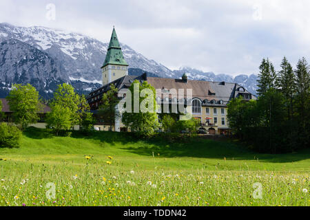 Krün: Schloss Schloss Elmau in Klais, Wettersteingebirge (Wettersteingebirge) in Oberbayern, Garmisch-Partenkirchen, Oberbayern, Bayern, Bayern, Stockfoto