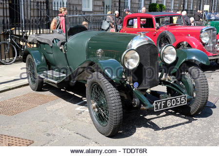 Klassische Bentley 3 Liter von 1927, die auf der West End Classic Fahrzeug Ereignis in Edinburgh, Schottland Stockfoto