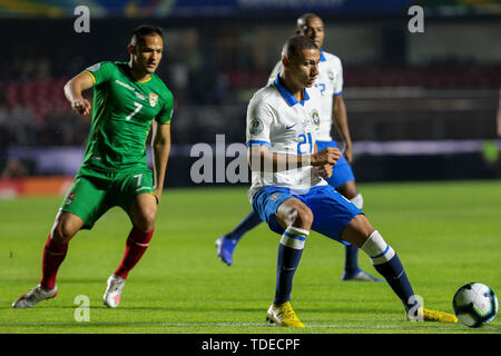 Morumbi Stadion, Sao Paulo, Brasilien. 14 Juni, 2019. Copa America international Fußball, Brasilien gegen Bolivien; Richarlison Brasiliens Credit: Aktion plus Sport/Alamy leben Nachrichten Stockfoto
