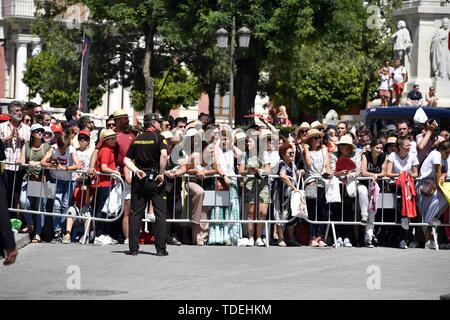 Sevilla, Spanien. 15 Juni, 2019. Die Gäste kommen an die Hochzeit von Sergio Ramos und Pilar rubio in Sevilla, Samstag, Juni 16, 2019 Credit: CORDON PRESSE/Alamy leben Nachrichten Stockfoto