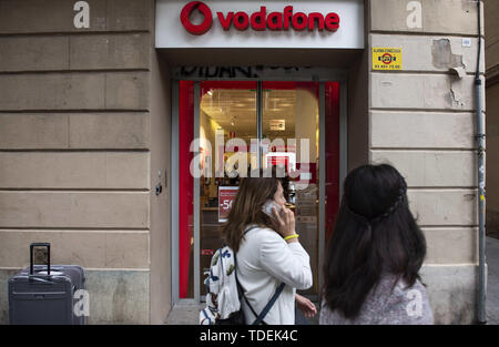 Barcelona, Spanien. 29 Mai, 2019. Britische multinationale Telecommunications Corporation und Netzbetreiber, Vodafone, Store in Spanien gesehen. Credit: Budrul Chukrut/SOPA Images/ZUMA Draht/Alamy leben Nachrichten Stockfoto