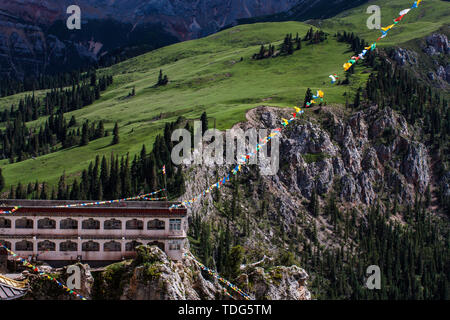 Grand Canyon Landschaft des Baoqian Gar-Tempel, Qinghai Stockfoto