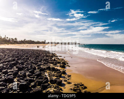 Antenne drone Ansicht von Bargara Beach und Umgebung, Queensland, Australien Stockfoto