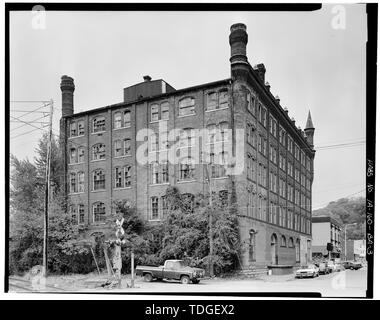 Hinten im Nordosten und Nordwesten. Blick nach Südwesten. - Gewerblichen und industriellen Gebäuden, Bishop's Block, 90 Main Street, Dubuque, Dubuque County, IA Stockfoto