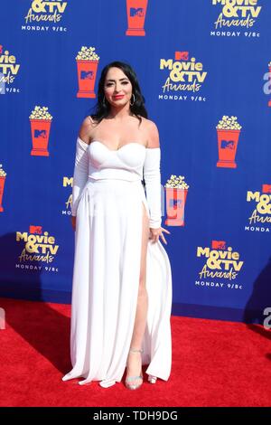 LOS ANGELES - Jun 15: Angelina Pivarnick an der 2019 MTV Movie & TV Auszeichnungen bei den Barker Hangar am 15. Juni 2019 in Santa Monica, CA bei der Ankunft für 2019 MTV Movie und TV Awards, Barker Hangar, Los Angeles, CA 15 Juni, 2019. Foto von: Priscilla Grant/Everett Collection Stockfoto