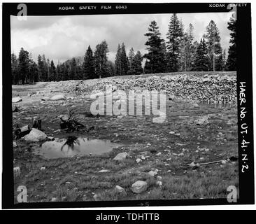 Gesamtansicht von Damm, die vordere Teilfläche, auf der Suche nach Südwesten - hohen Berg Staudämme in Bonneville, Washington Lake Dam, Kamas, Summit County, UT; Provo Behälter Unternehmen; Unternehmen; Wasatch Sego Bewässerung Bewässerung Firma; Timpanogos Bewässerung Firma; National Forest Service Stockfoto