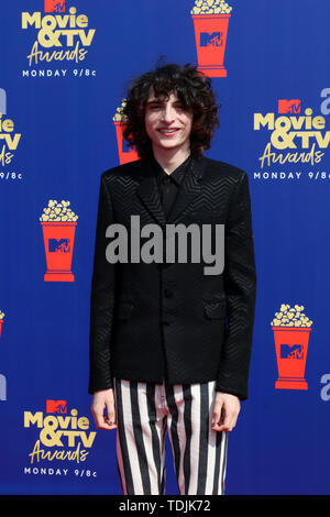 Juni 15, 2019 - Santa Monica, CA, USA - LOS ANGELES - Jun 15: Finn Wolfhard an der 2019 MTV Movie & TV Auszeichnungen bei den Barker Hangar am 15. Juni 2019 in Santa Monica, CA (Credit Bild: © Kay Blake/ZUMA Draht) Stockfoto