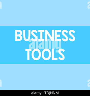 Schreiben Hinweis Übersicht Business Tools. Business Konzept für Marketing Methoden, Prozesse und Technologien Quadrat Rechteck Blatt Papier geladen w Stockfoto