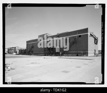 OBLIQUE ANSICHT VON WESTEN, Süden nach Nordosten. - U.S. Naval Air Station, Montage und Reparatur Shop, East Avenue, Pensacola, Escambia County, FL Stockfoto