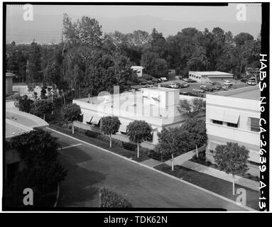 Über - ALLE ANTENNE SEITE, nach Nordosten - Walt Disney Studios, Labor, Ecke von Buena Vista Street und Alameda Avenue, Burbank, Los Angeles County, CA Stockfoto